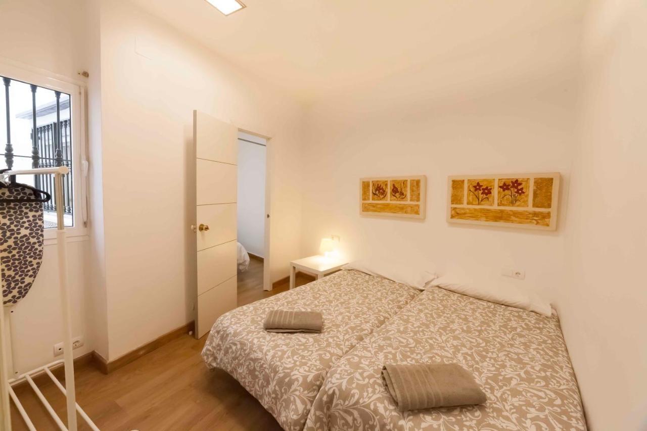 Sf - Shiny Apartment In City Centre Севилья Экстерьер фото